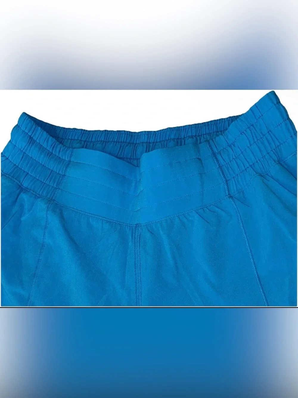 NWT LULULEMON SIZE 4 HOTTY HOT HIGH RISE 4” SHORT LINED AUTHENTIC KAYAK BLUE
